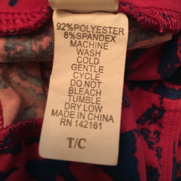 NWOT LuLaRoe Fuchsia Print Leggings - Tall & Curvy - Picture 3 of 4